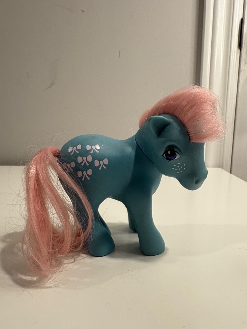 Vintage 1983 My Little Pony Bow Tie G1 Pegasus Pink Collectible Hasbro